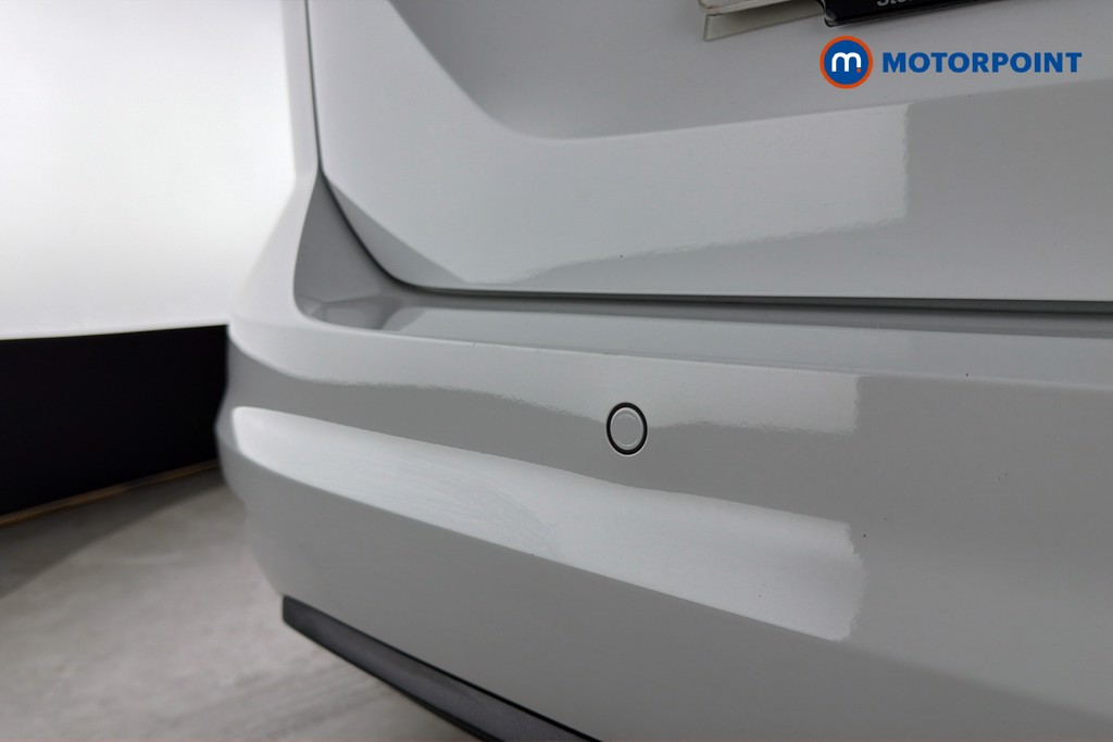 Volkswagen Touran SEL Automatic Petrol People Carrier - Stock Number (1663481) - 40th supplementary image