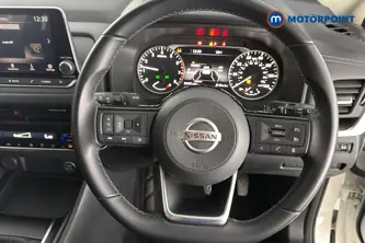 Nissan Qashqai Acenta Premium Manual Petrol SUV - Stock Number (1663842) - 2nd supplementary image