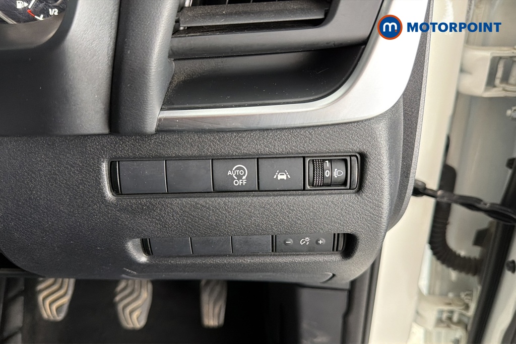 Nissan Qashqai Acenta Premium Manual Petrol SUV - Stock Number (1663842) - 11th supplementary image