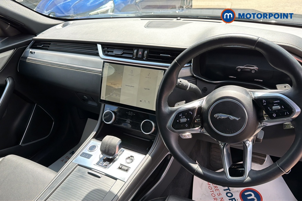 Jaguar F-PACE listing photo
