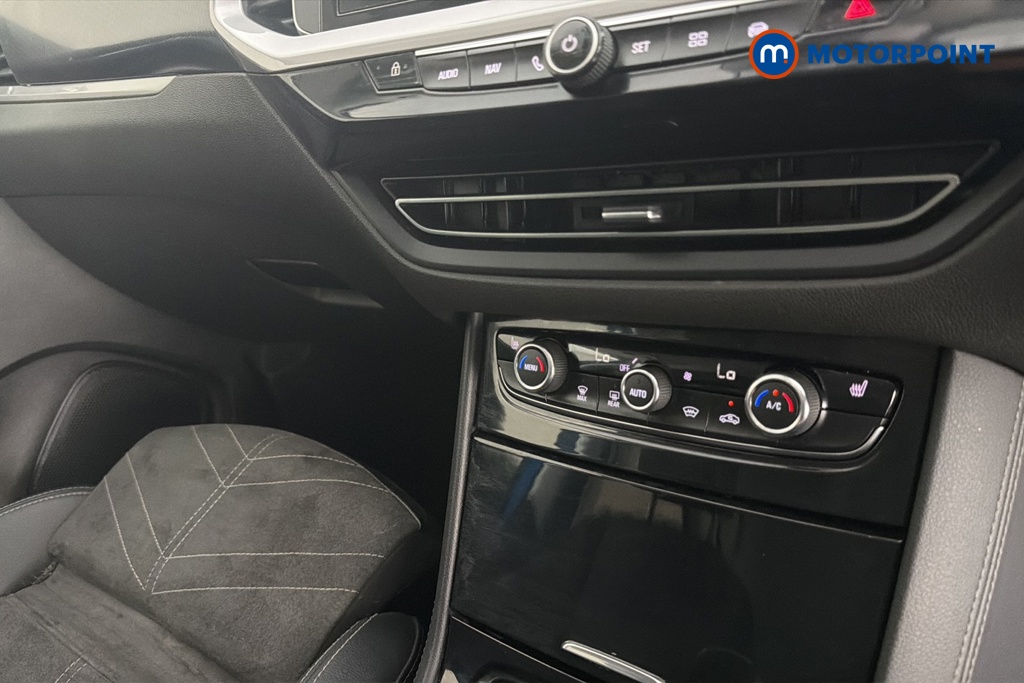 Vauxhall Grandland Ultimate Manual Petrol SUV - Stock Number (1664008) - 12th supplementary image