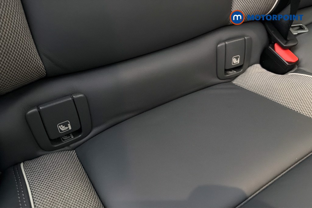 Volvo Xc60 R Design Pro Automatic Petrol Plug-In Hybrid SUV - Stock Number (1664146) - 29th supplementary image