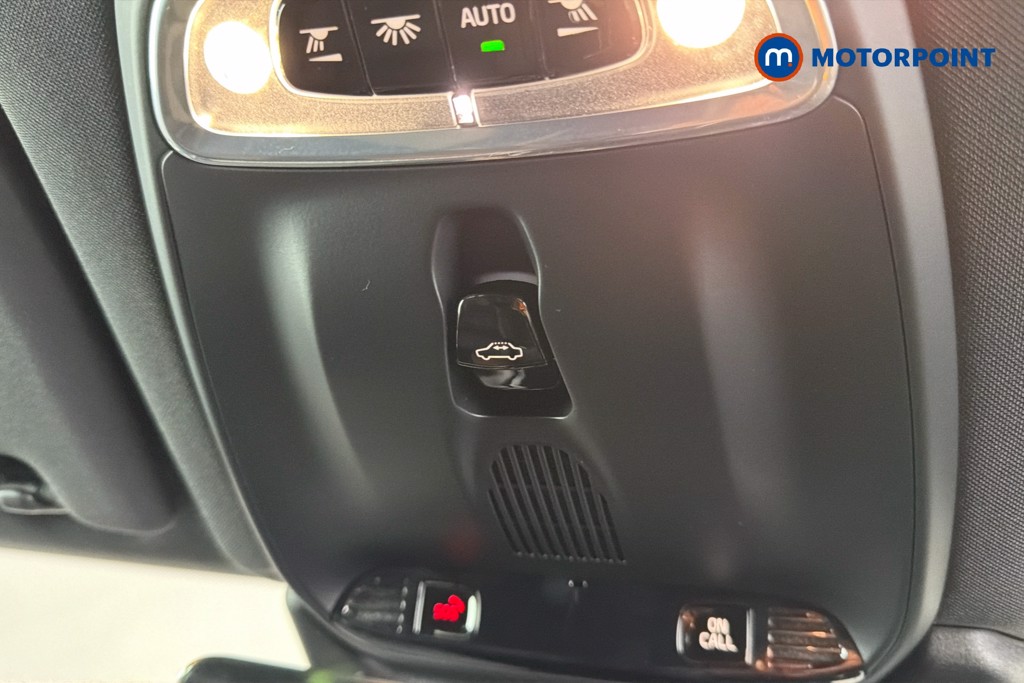 Volvo Xc60 R Design Pro Automatic Petrol Plug-In Hybrid SUV - Stock Number (1664146) - 32nd supplementary image