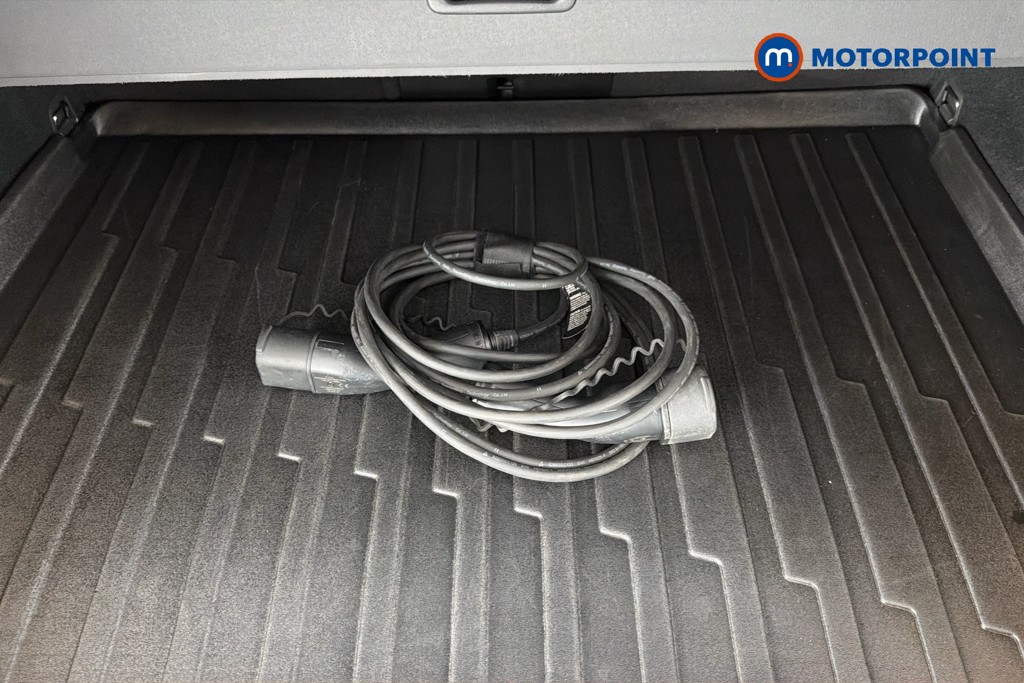 Volvo Xc60 R Design Pro Automatic Petrol Plug-In Hybrid SUV - Stock Number (1664146) - 34th supplementary image