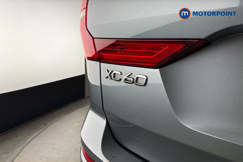 Volvo Xc60 R Design Pro Automatic Petrol Plug-In Hybrid SUV - Stock Number (1664146) - 37th supplementary image