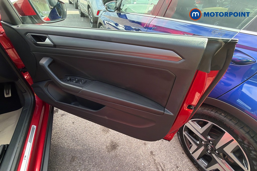 Volkswagen T-Roc R-Line Manual Petrol Convertible - Stock Number (1665151) - 37th supplementary image