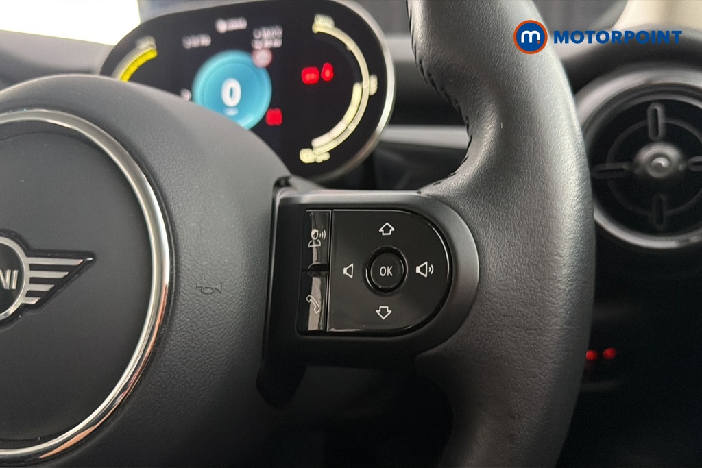 Mini Hatchback Cooper S Level 1 Automatic Electric Hatchback - Stock Number (1665442) - 3rd supplementary image