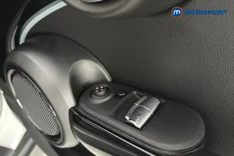 Mini Hatchback Cooper S Level 1 Automatic Electric Hatchback - Stock Number (1665442) - 19th supplementary image