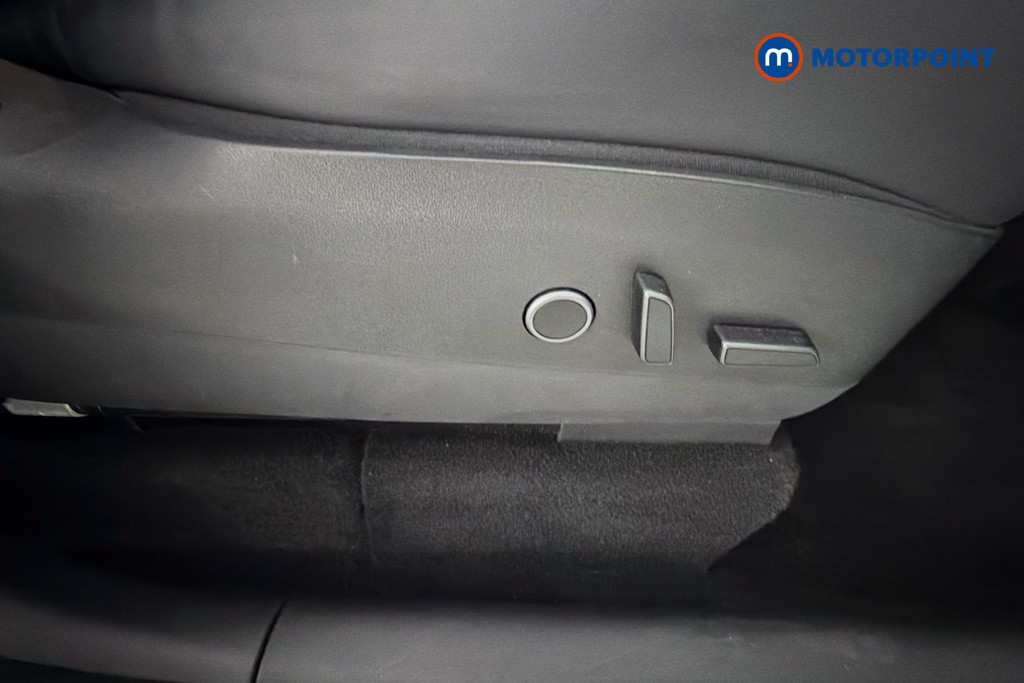 Tesla Model Y Long Range Automatic Electric SUV - Stock Number (1665496) - 25th supplementary image
