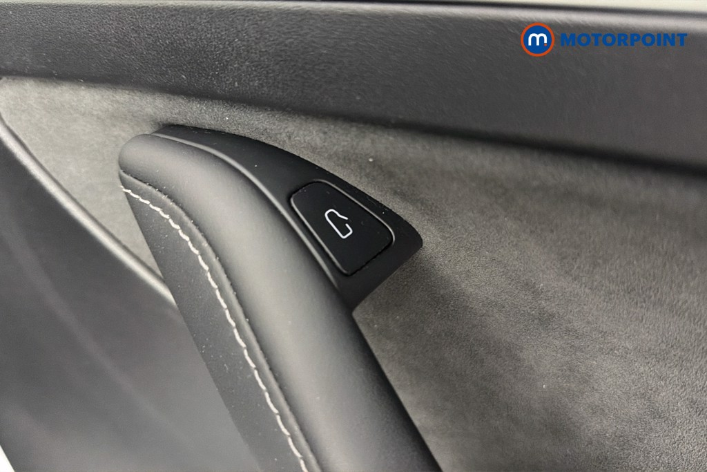 Tesla Model Y Long Range Automatic Electric SUV - Stock Number (1665496) - 42nd supplementary image