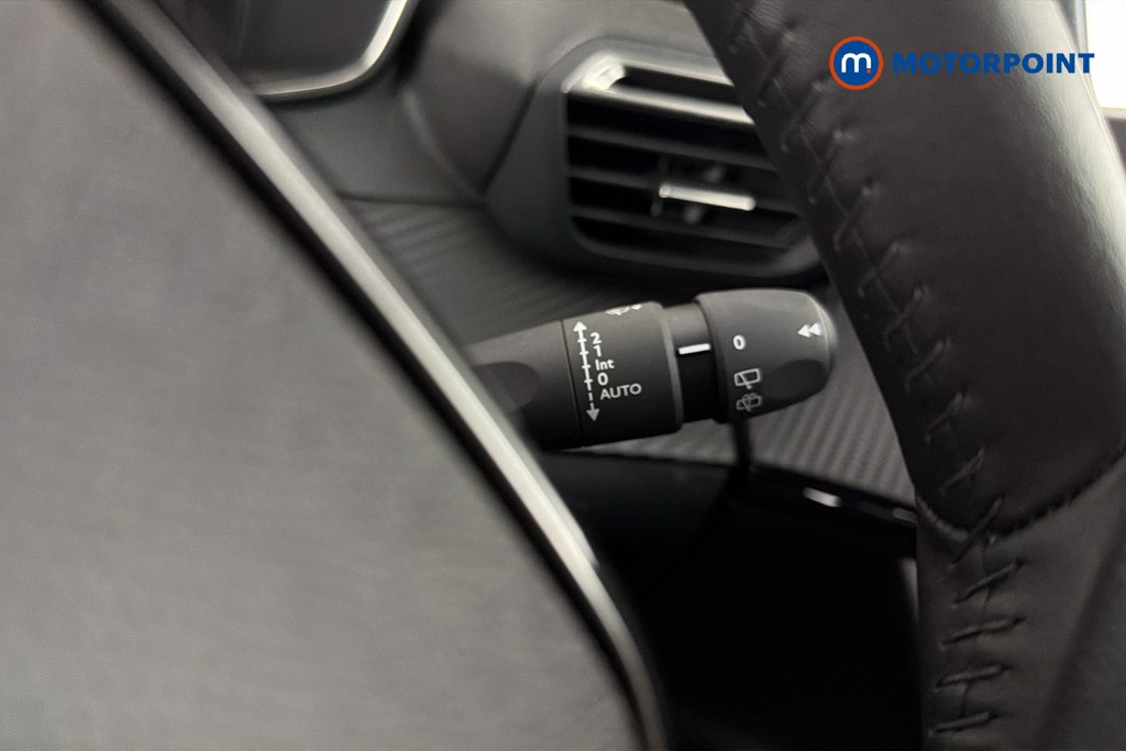 Peugeot 2008 Allure Manual Petrol SUV - Stock Number (1665928) - 7th supplementary image