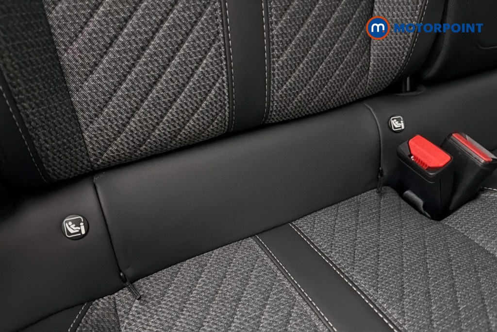 Peugeot 2008 Allure Manual Petrol SUV - Stock Number (1665928) - 29th supplementary image
