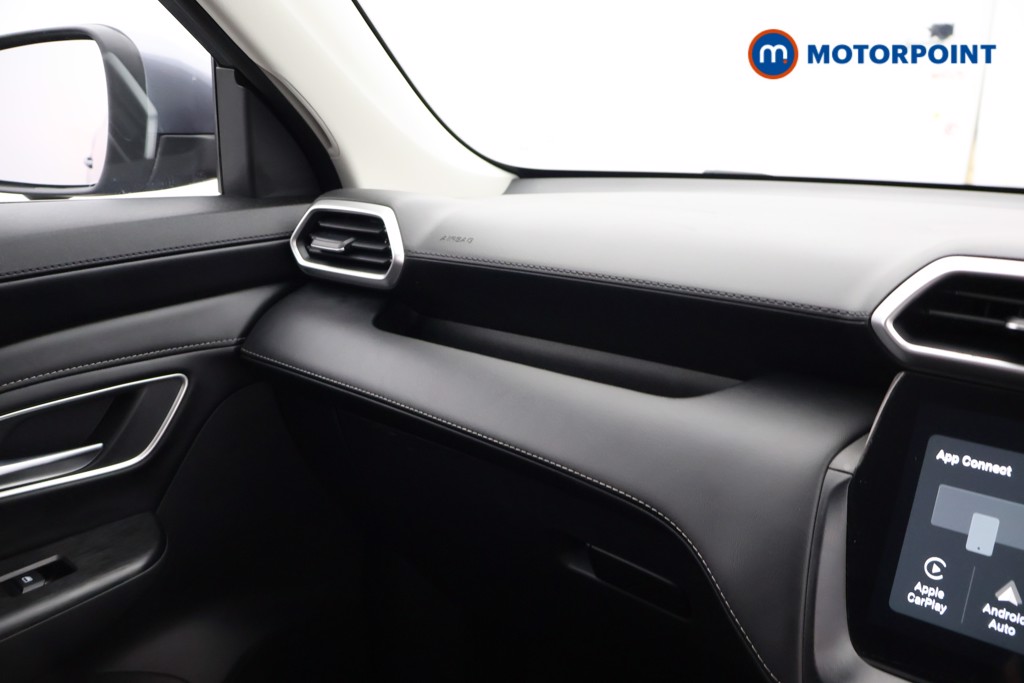 Mg Motor Uk ZS Trophy Automatic Petrol-Electric Hybrid SUV - Stock Number (1666103) - 11th supplementary image