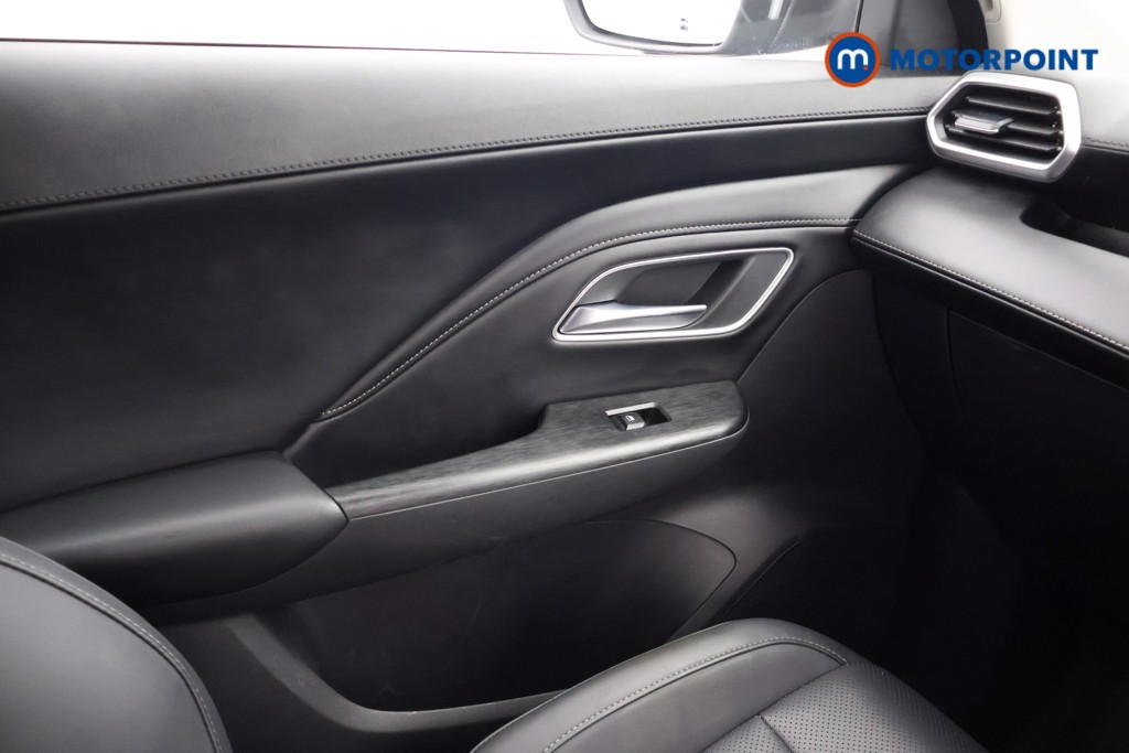 Mg Motor Uk ZS Trophy Automatic Petrol-Electric Hybrid SUV - Stock Number (1666103) - 12th supplementary image