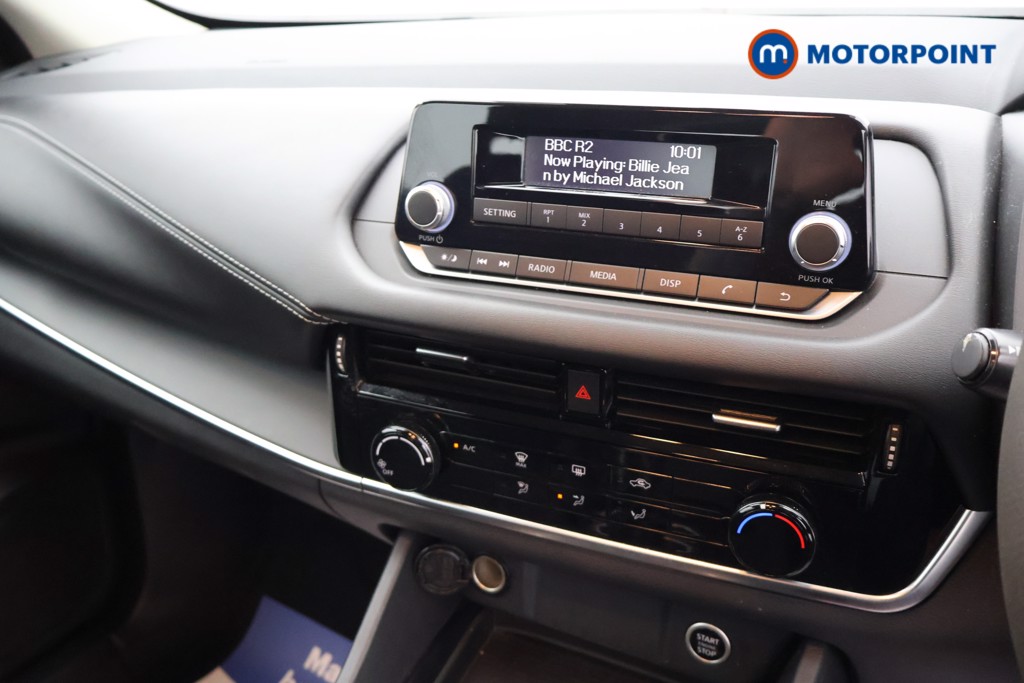 Nissan Qashqai Visia Manual Petrol SUV - Stock Number (1644564) - 9th supplementary image