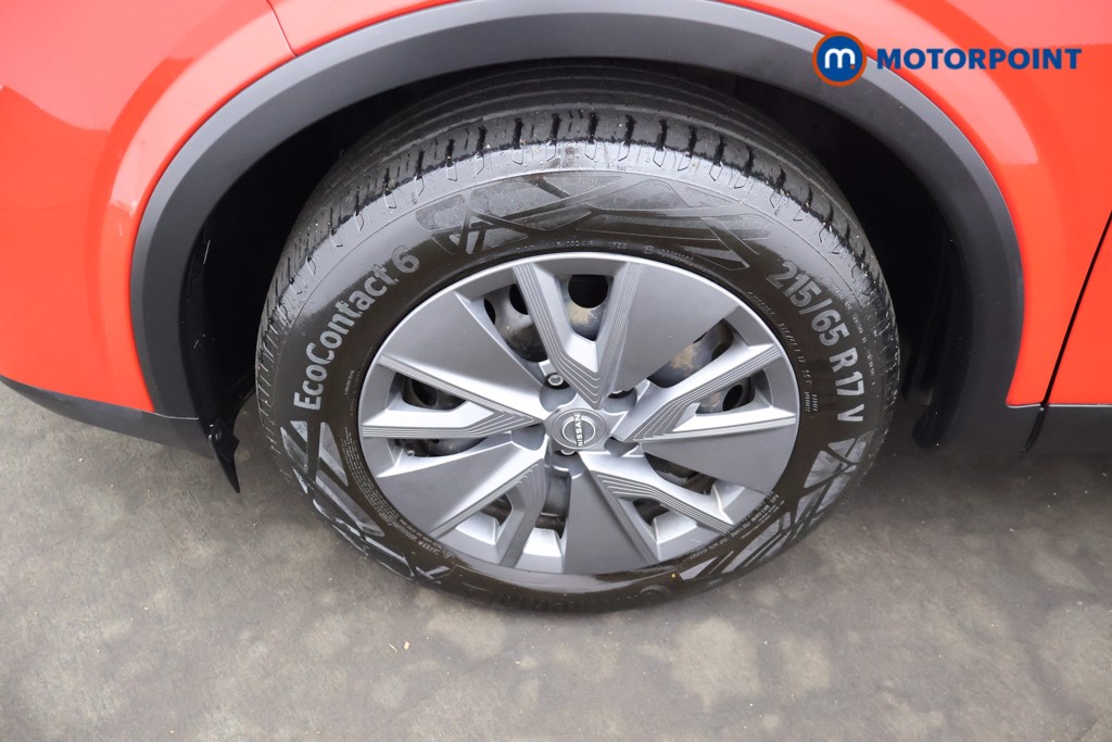 Nissan Qashqai Visia Manual Petrol SUV - Stock Number (1644564) - 1st supplementary image