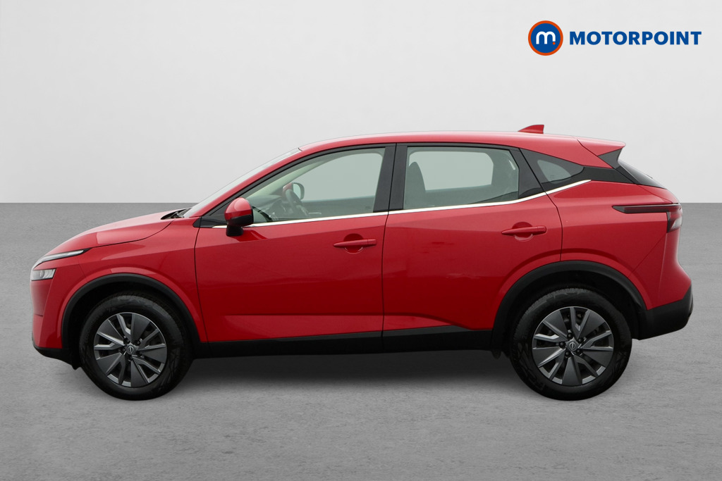 Nissan Qashqai Visia Manual Petrol SUV - Stock Number (1644564) - Passenger side