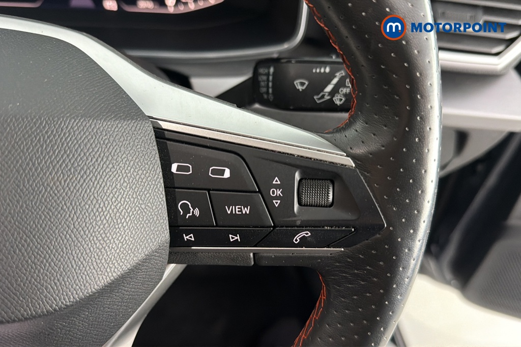 Seat Leon FR Manual Petrol Hatchback - Stock Number (1656969) - 3rd supplementary image