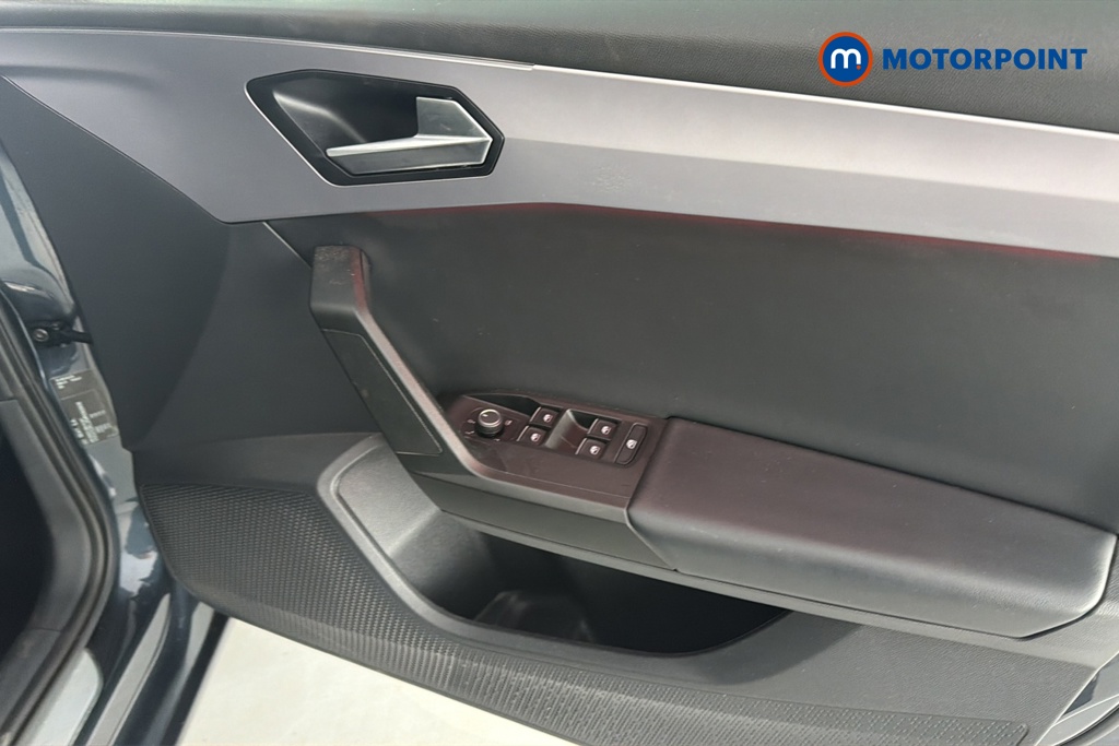 Seat Leon FR Manual Petrol Hatchback - Stock Number (1656969) - 18th supplementary image