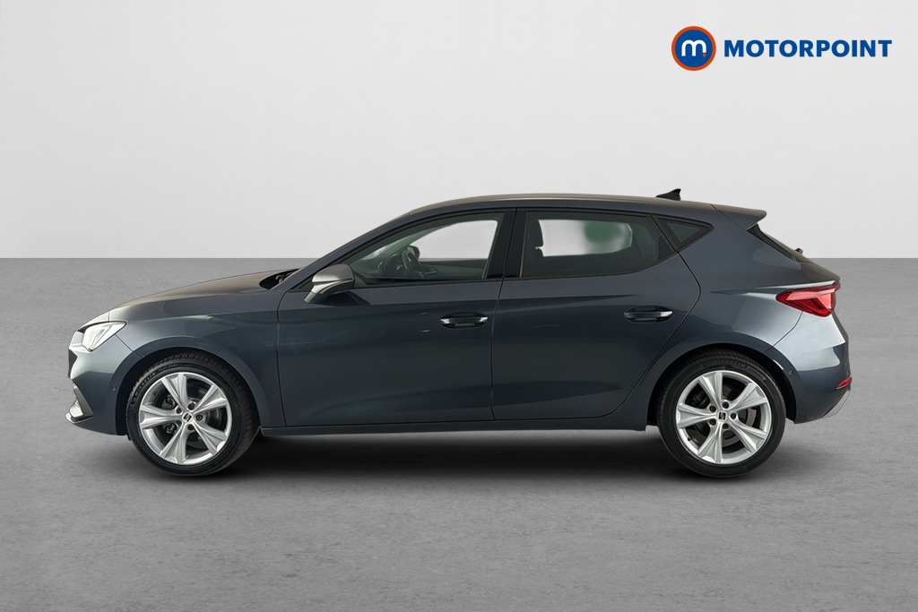 Seat Leon FR Manual Petrol Hatchback - Stock Number (1656969) - Drivers side