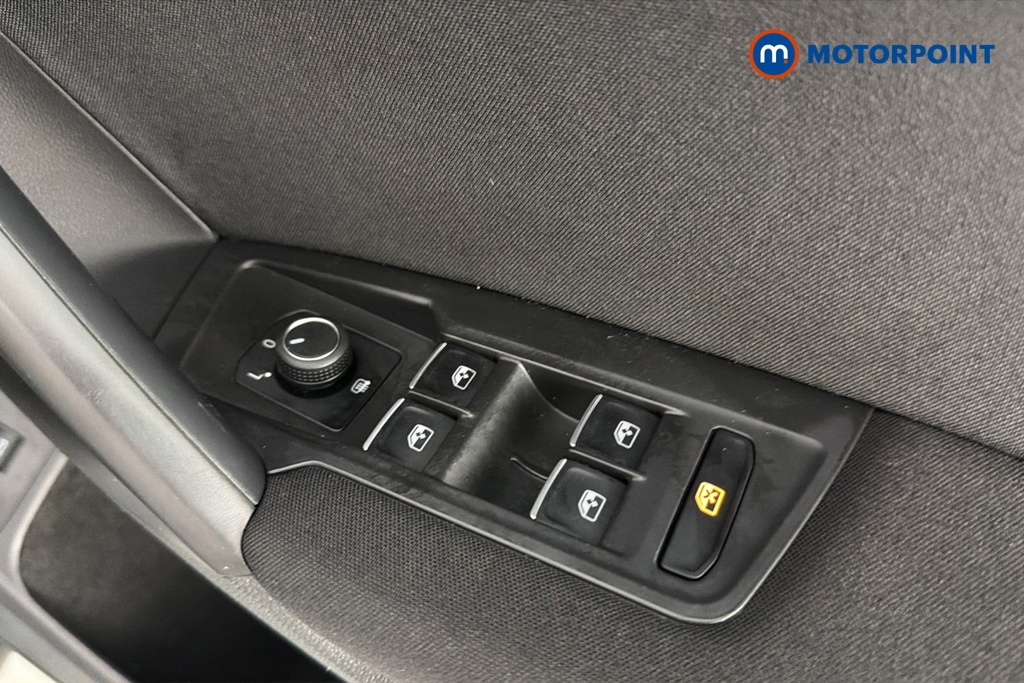 Volkswagen Tiguan Allspace Life Automatic Petrol SUV - Stock Number (1661423) - 19th supplementary image