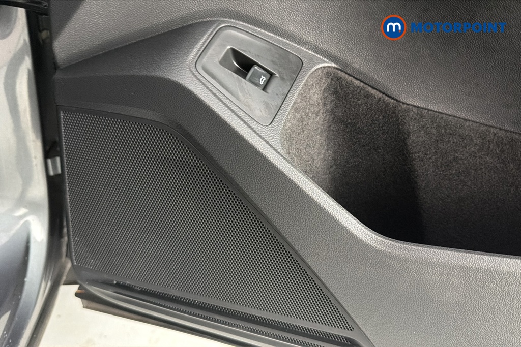 Volkswagen Tiguan Allspace Life Automatic Petrol SUV - Stock Number (1661423) - 21st supplementary image