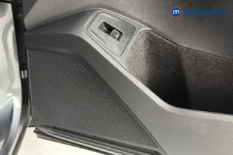 Volkswagen Tiguan Allspace Life Automatic Petrol SUV - Stock Number (1661423) - 21st supplementary image