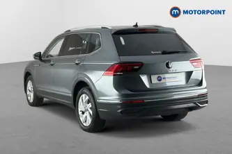 Volkswagen Tiguan Allspace Life Automatic Petrol SUV - Stock Number (1661423) - Drivers side rear corner