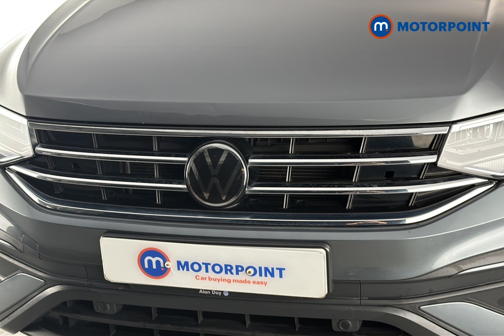 Volkswagen Tiguan Allspace Life Automatic Petrol SUV - Stock Number (1661423) - 43rd supplementary image