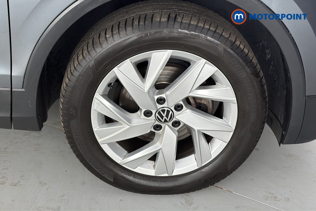 Volkswagen Tiguan Allspace Life Automatic Petrol SUV - Stock Number (1661423) - 47th supplementary image