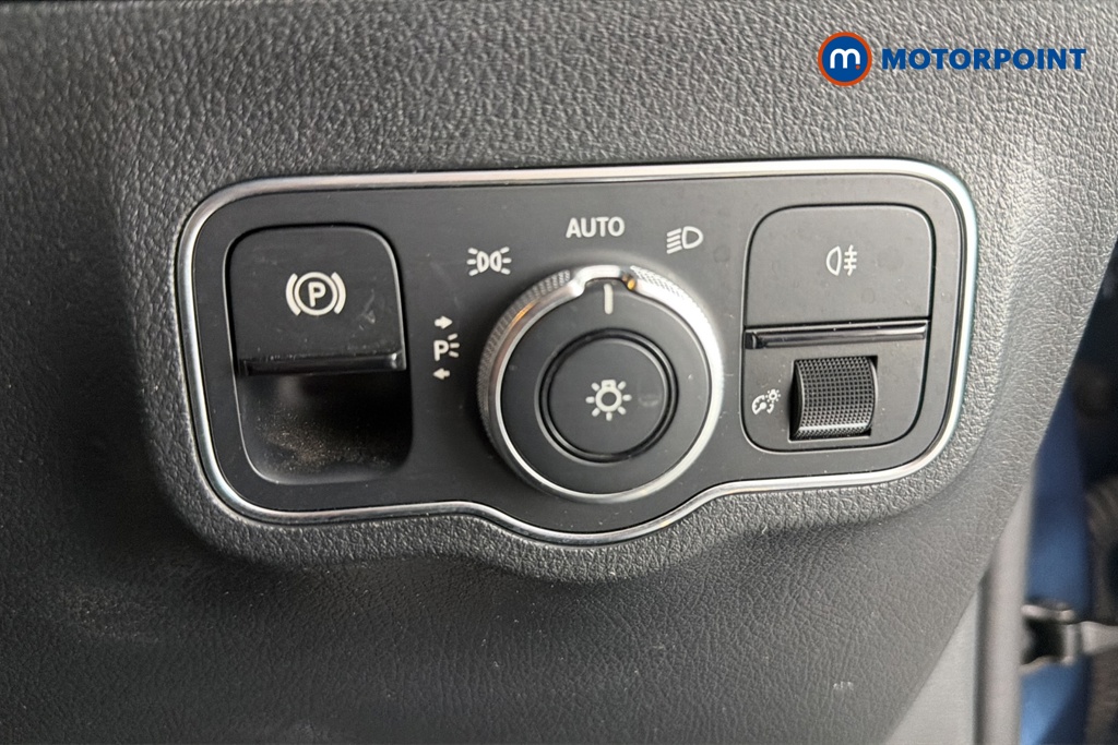 Mercedes-Benz B Class Sport Automatic Diesel Hatchback - Stock Number (1661440) - 11th supplementary image