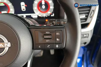 Nissan Qashqai N-Connecta Automatic Petrol-Electric Hybrid SUV - Stock Number (1662820) - 3rd supplementary image