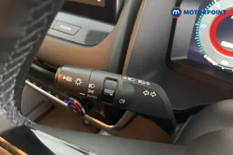 Nissan Qashqai N-Connecta Automatic Petrol-Electric Hybrid SUV - Stock Number (1662820) - 5th supplementary image
