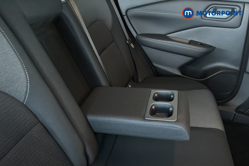 Nissan Qashqai N-Connecta Automatic Petrol-Electric Hybrid SUV - Stock Number (1662820) - 26th supplementary image