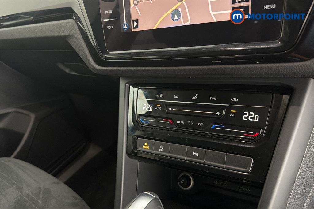 Volkswagen Touran SEL Automatic Petrol People Carrier - Stock Number (1663459) - 12th supplementary image