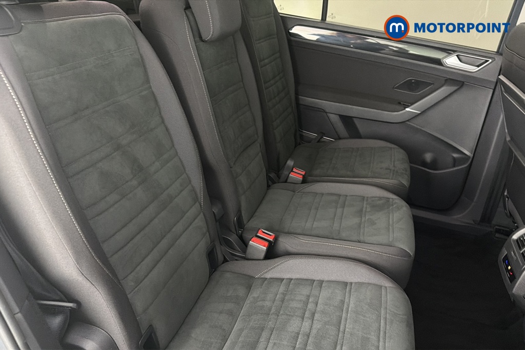 Volkswagen Touran SEL Automatic Petrol People Carrier - Stock Number (1663459) - 25th supplementary image