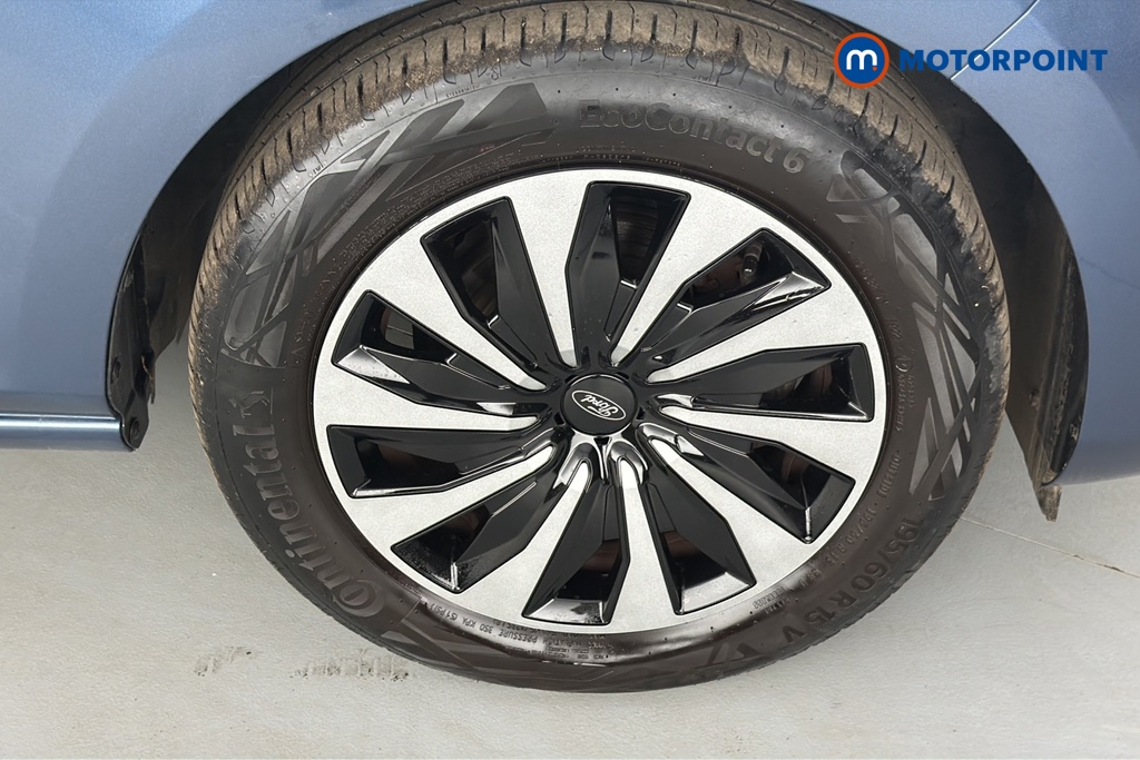 Ford Fiesta Titanium Manual Petrol Hatchback - Stock Number (1664168) - 47th supplementary image