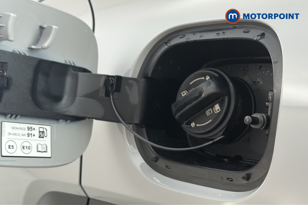 Hyundai Kona Advance Automatic Petrol-Electric Hybrid SUV - Stock Number (1664560) - 41st supplementary image