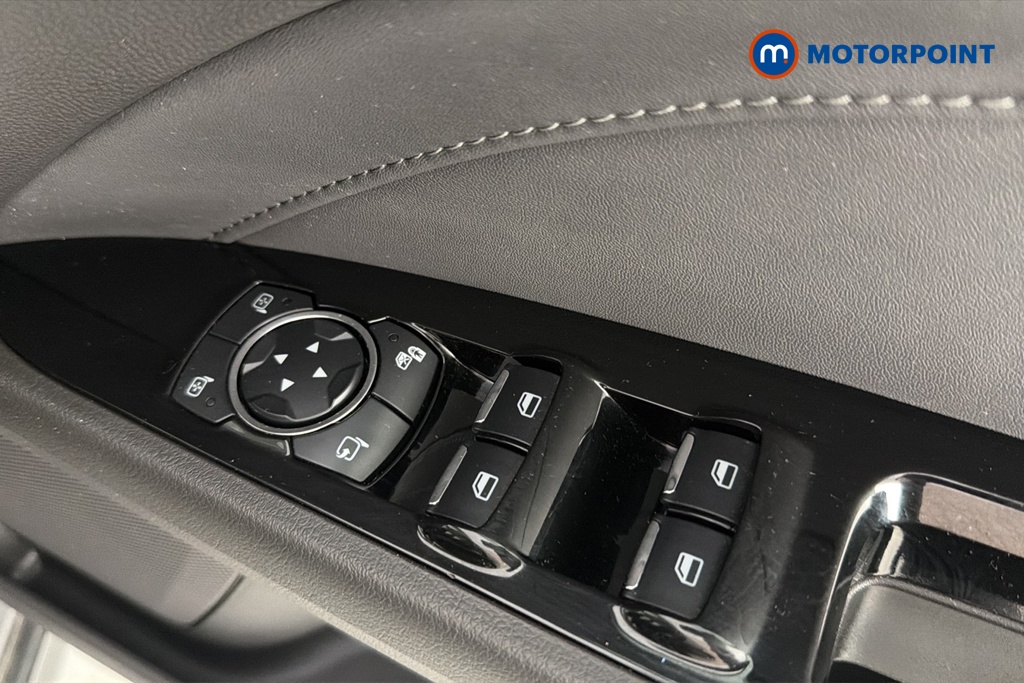 Ford Mondeo Titanium Edition Automatic Petrol-Electric Hybrid Saloon - Stock Number (1664604) - 19th supplementary image