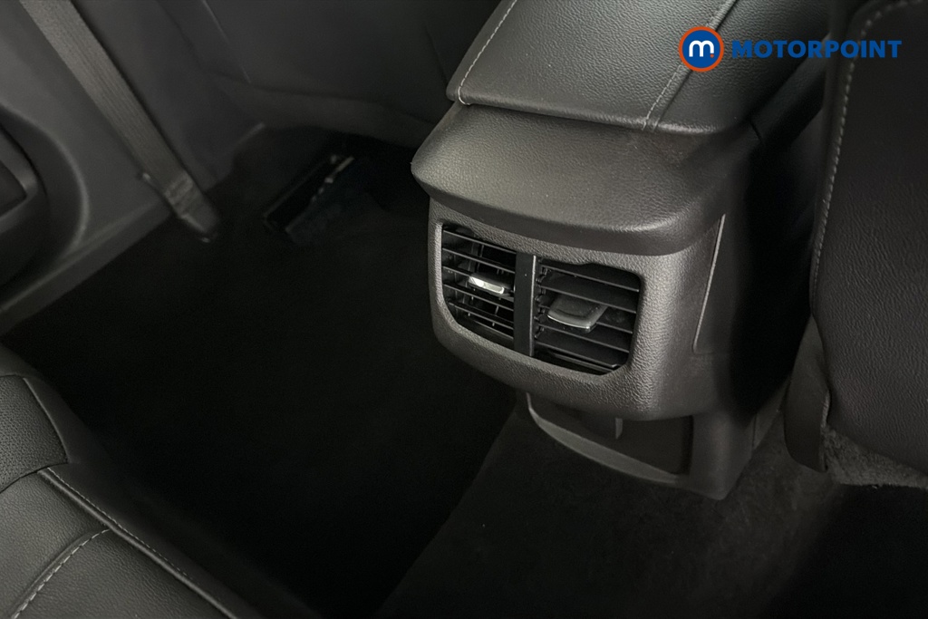 Ford Mondeo Titanium Edition Automatic Petrol-Electric Hybrid Saloon - Stock Number (1664604) - 28th supplementary image