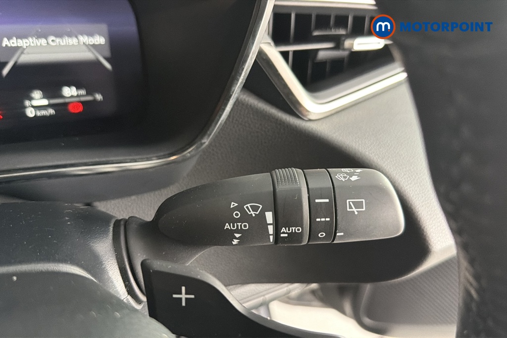 Toyota Corolla Excel Automatic Petrol-Electric Hybrid Hatchback - Stock Number (1665476) - 6th supplementary image