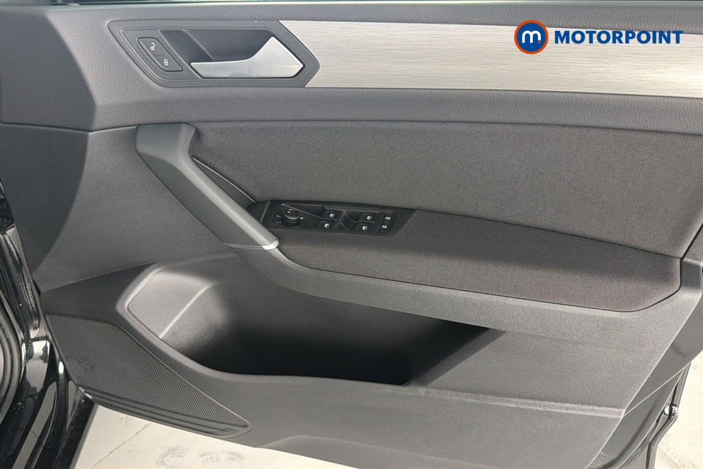 Volkswagen Touran Match Manual Petrol People Carrier - Stock Number (1665678) - 18th supplementary image