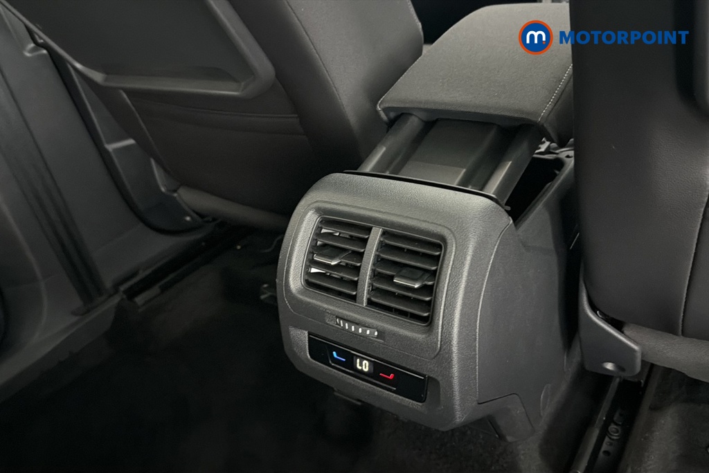 Volkswagen Touran Match Manual Petrol People Carrier - Stock Number (1665678) - 28th supplementary image