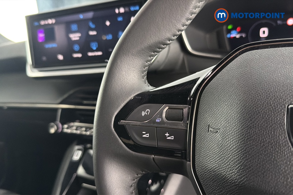 Peugeot 2008 Allure Manual Petrol SUV - Stock Number (1665839) - 4th supplementary image