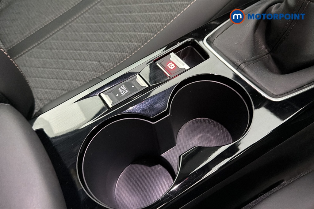 Peugeot 2008 Allure Manual Petrol SUV - Stock Number (1665839) - 16th supplementary image