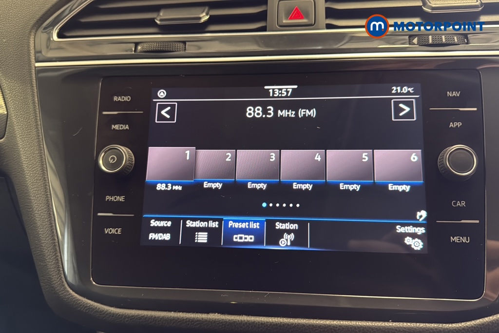 Volkswagen Tiguan Allspace Life Automatic Petrol SUV - Stock Number (1656464) - 8th supplementary image