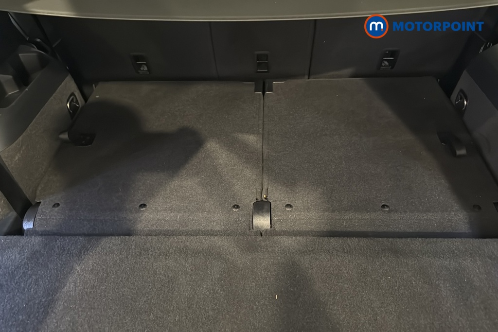 Volkswagen Tiguan Allspace Life Automatic Petrol SUV - Stock Number (1656464) - 32nd supplementary image