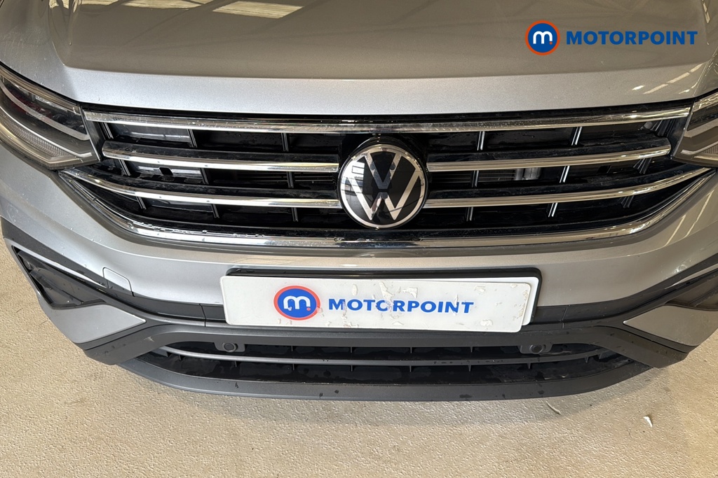 Volkswagen Tiguan Allspace Life Automatic Petrol SUV - Stock Number (1656464) - 43rd supplementary image