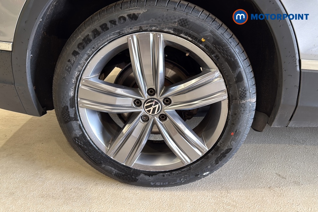 Volkswagen Tiguan Allspace Life Automatic Petrol SUV - Stock Number (1656464) - 46th supplementary image