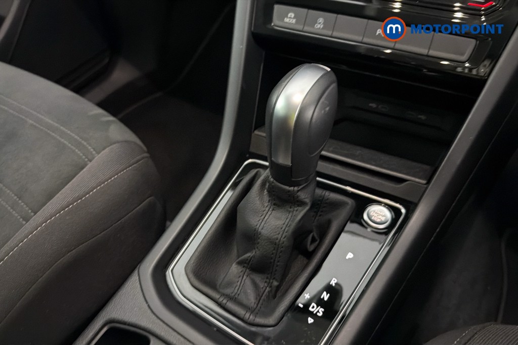 Volkswagen Touran SEL Automatic Petrol People Carrier - Stock Number (1663476) - 15th supplementary image
